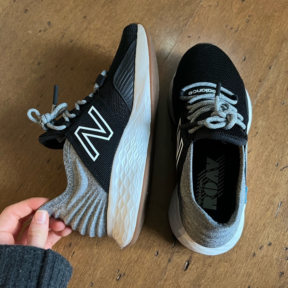 Brand new new balance womens sneaker size 5